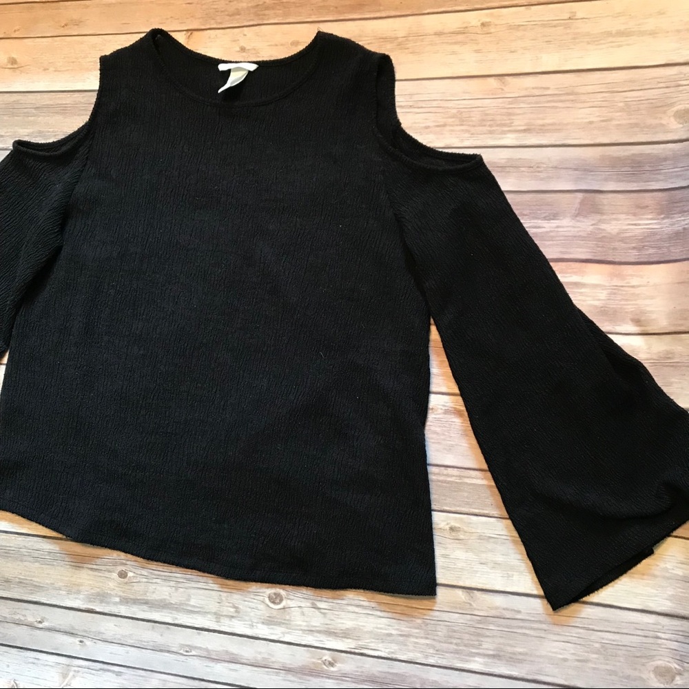 💚H&M Cold Shoulder Ribbed Knit Top - Picture 5 of 7